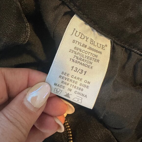 Judy Blue 90's Washed Black High Waist Straight Leg Jeans 13/31 Petite - Picture 11 of 15